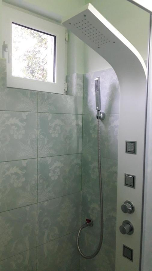 Cozy, Central 1-Bedroom Apartment In Timisoara, Romania Екстериор снимка
